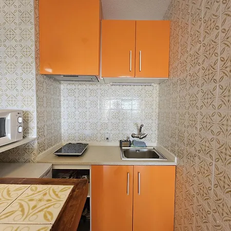 Cornelia If Apartamento